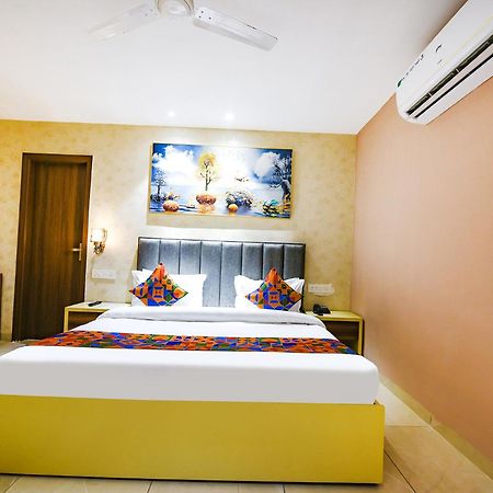 Fabhotel Supreme Suites ルディヤーナー エクステリア 写真