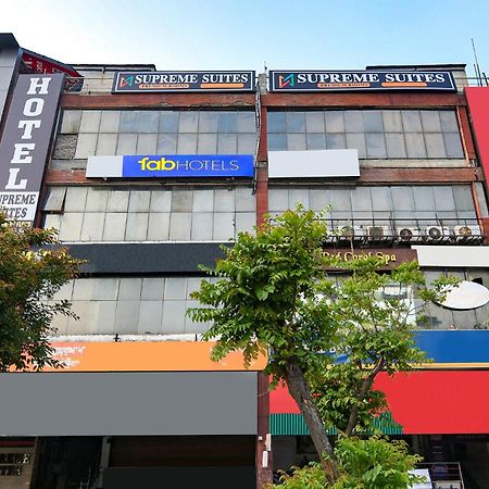 Fabhotel Supreme Suites ルディヤーナー エクステリア 写真