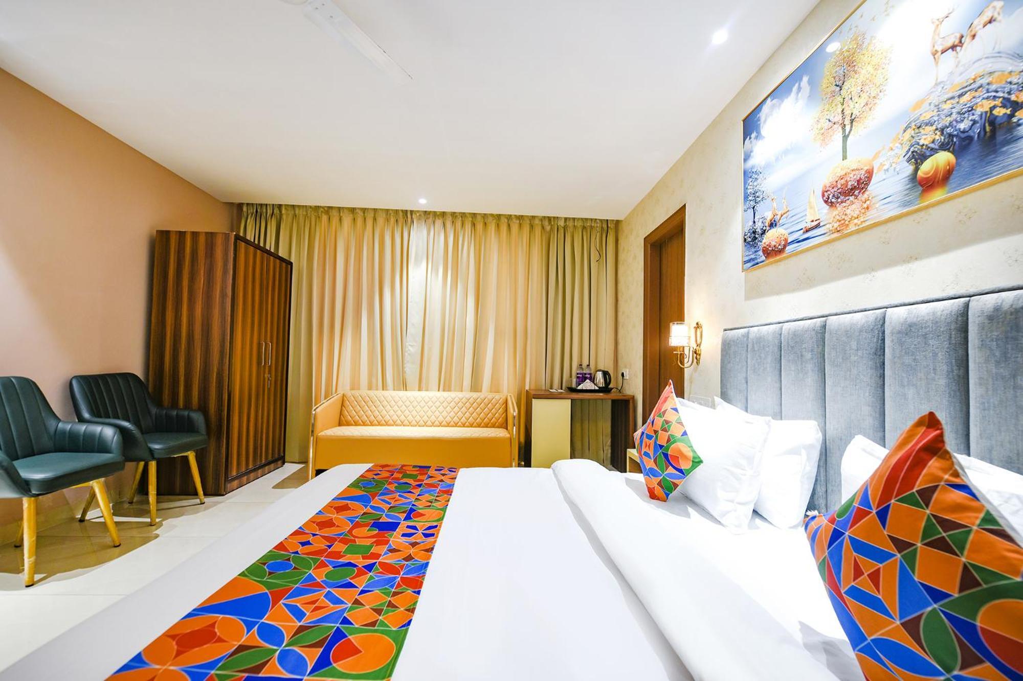 Fabhotel Supreme Suites ルディヤーナー エクステリア 写真