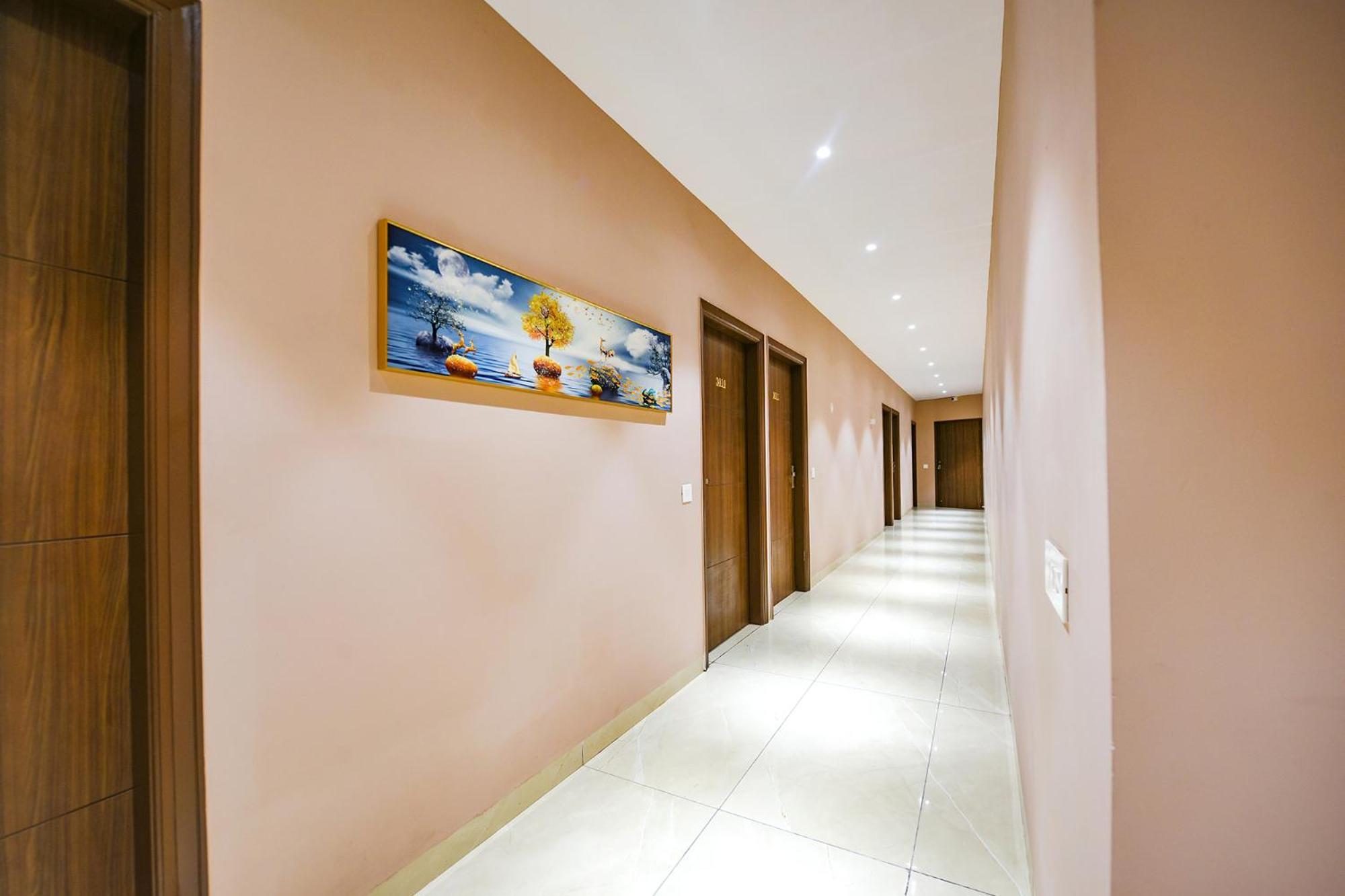 Fabhotel Supreme Suites ルディヤーナー エクステリア 写真