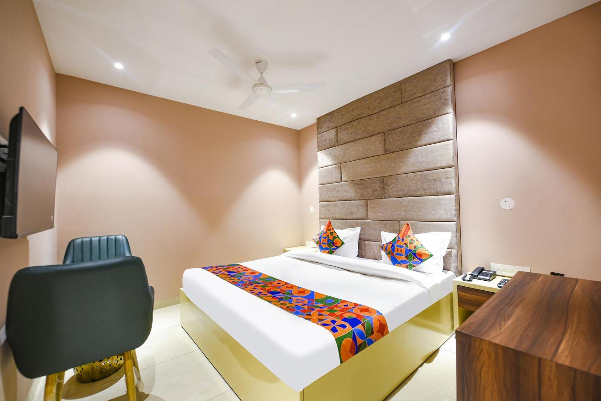 Fabhotel Supreme Suites ルディヤーナー エクステリア 写真